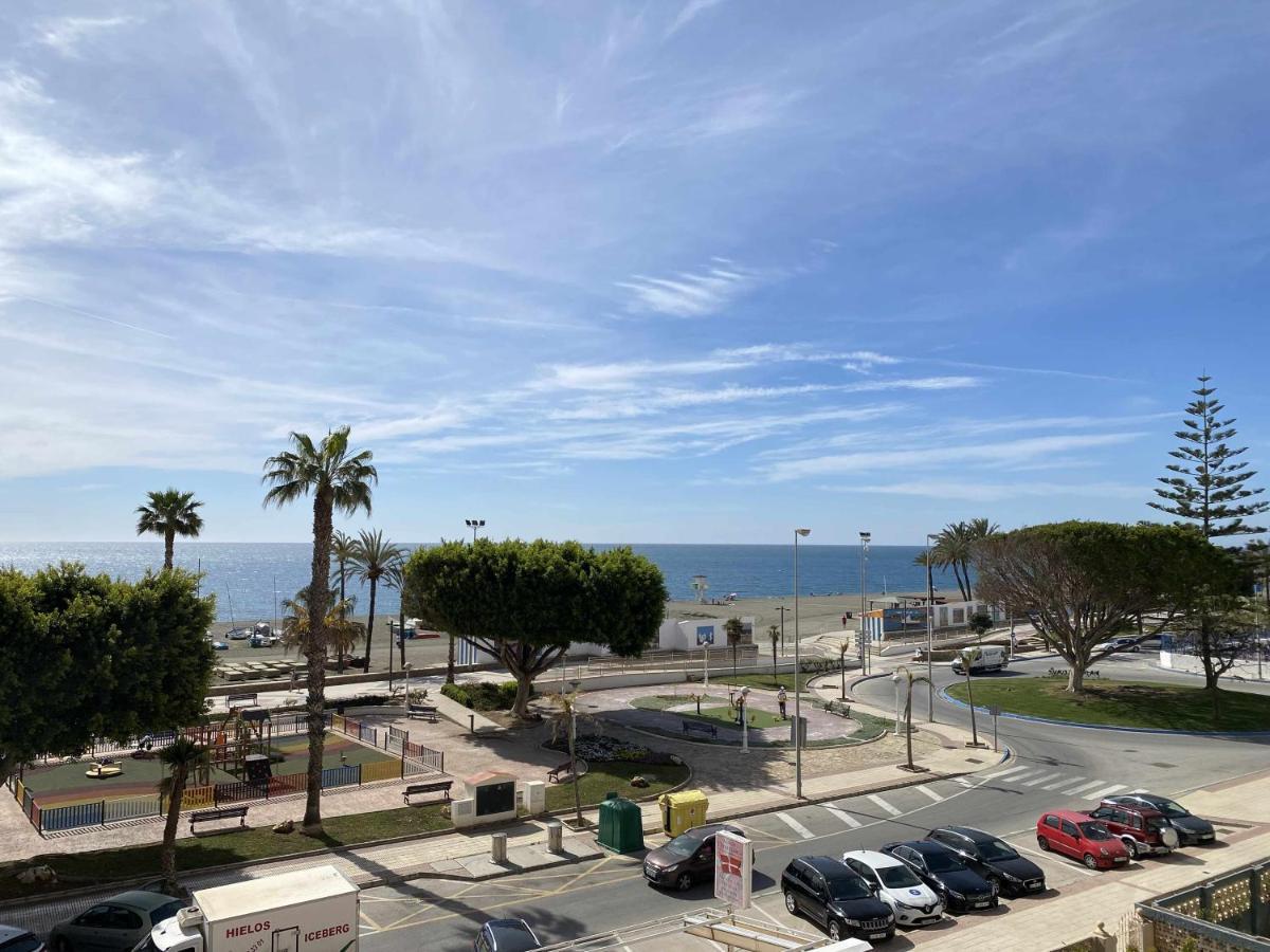 Apartamento 2 Habitaciones Frontal Al Mar 3 Torre Del Mar Zewnętrze zdjęcie
