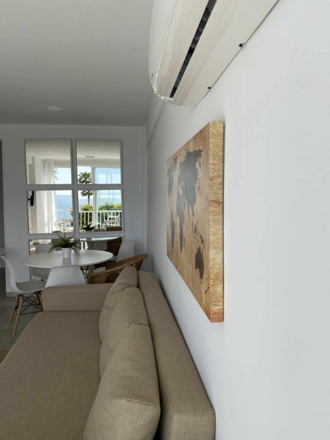 Apartamento 2 Habitaciones Frontal Al Mar 3 Torre Del Mar Zewnętrze zdjęcie